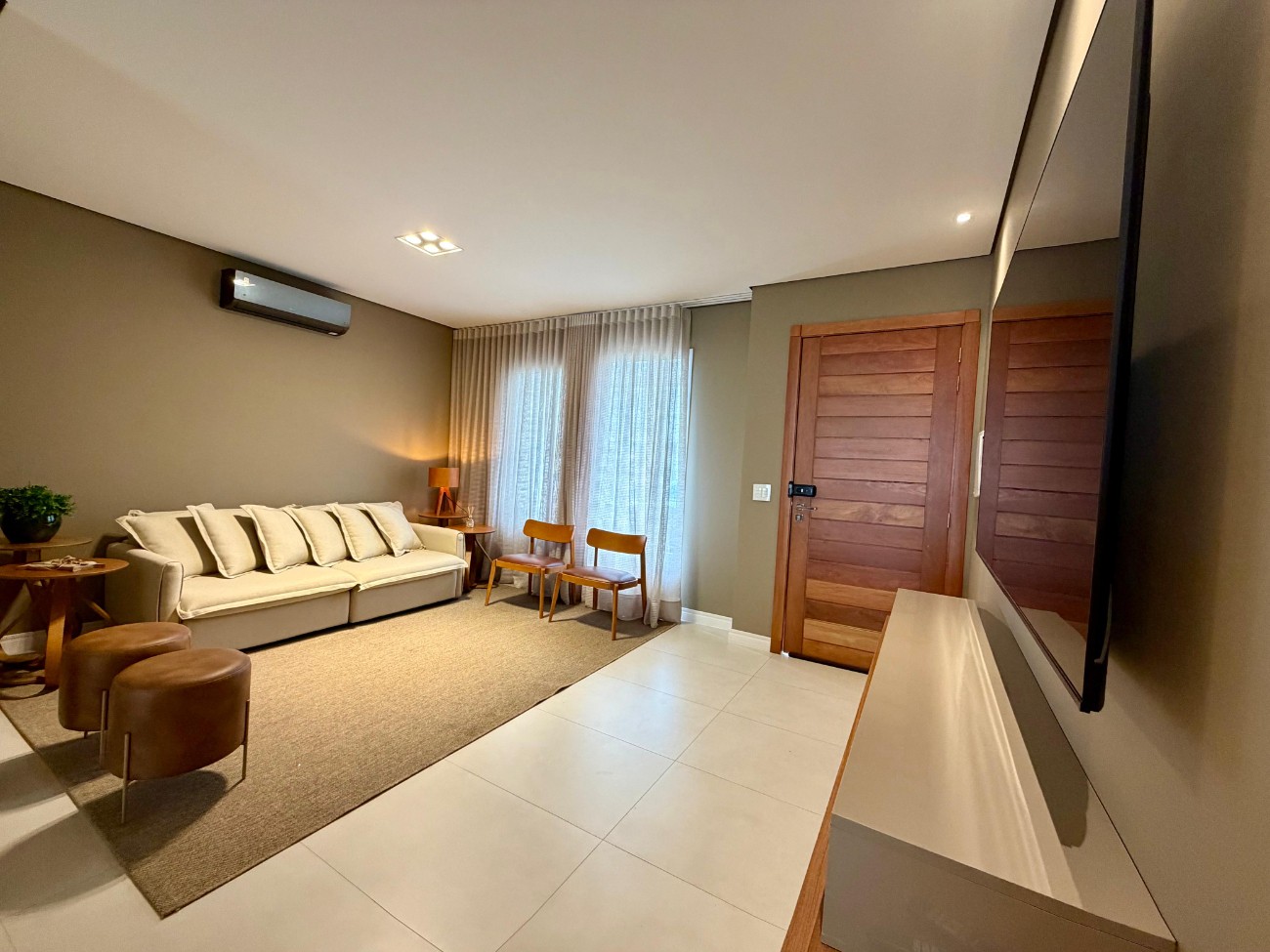 Casa em Condomínio 4 dormitórios para venda, Murano em Capão da Canoa | Ref.: 18196