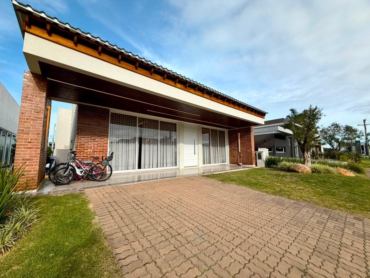 Casa em Condomínio 3 dormitórios para venda, Dubai Resort em Capão da Canoa | Ref.: 6939
